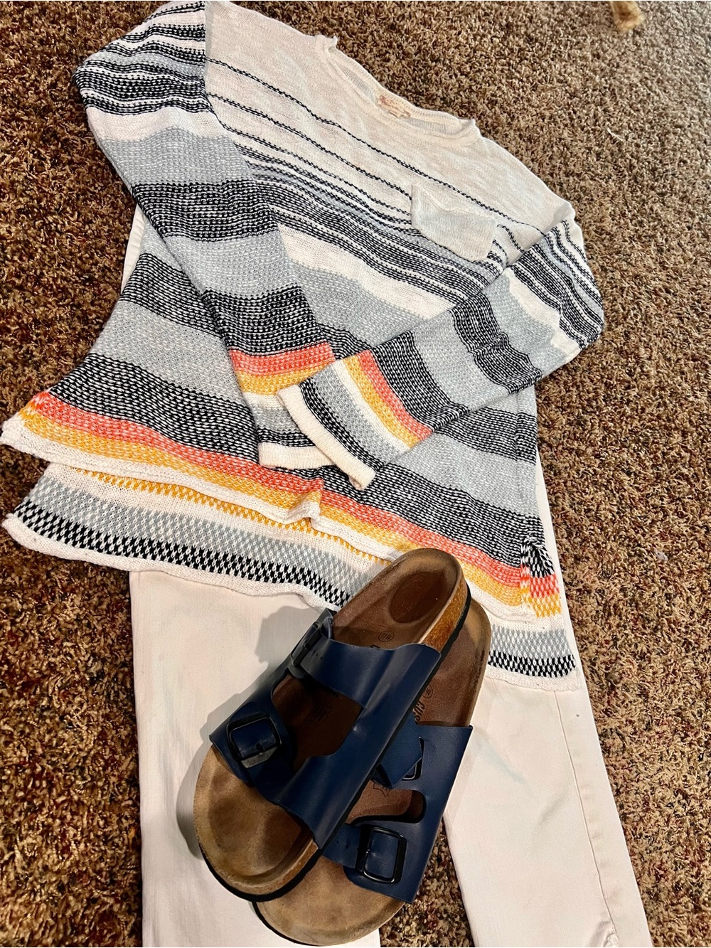 Hem & Thread knit sweater Small